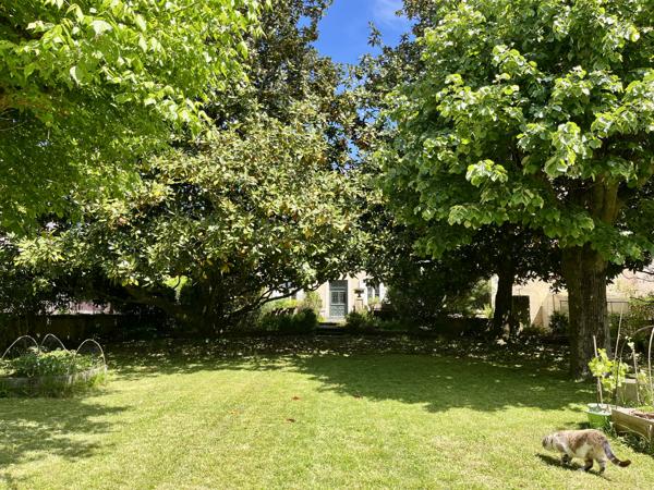 Maison à vendre à Javerlhac-et-la-Chapelle-Saint-Robert (24300) - Dordogne