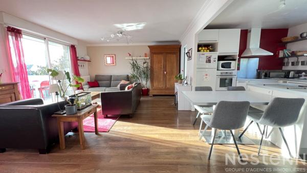 Maison familiale de 159 m² au sol, quatre chambres et avec un appartement indépendant - proche du bourg de Pluneret