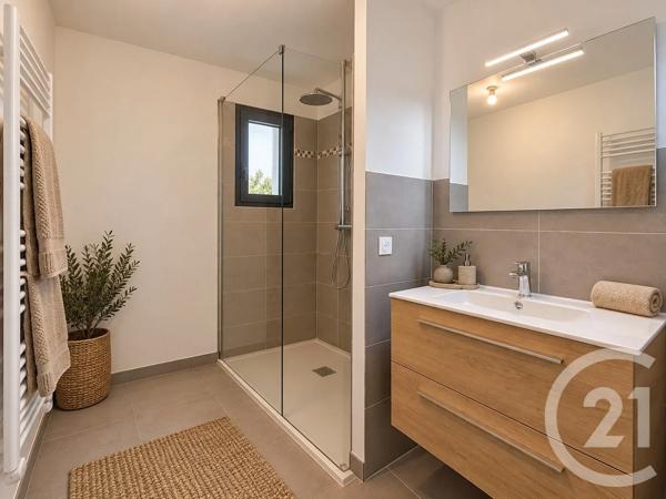 Appartement T3 à vendre  3 pièces - 66,25 m 2   BONIFACIO  - 201