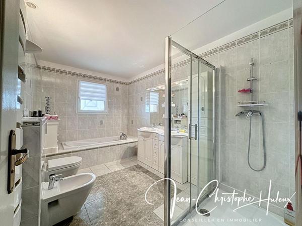 QUISSAC 30260 - Superbe Villa 6 pièces 190 m2 sur 1000m2