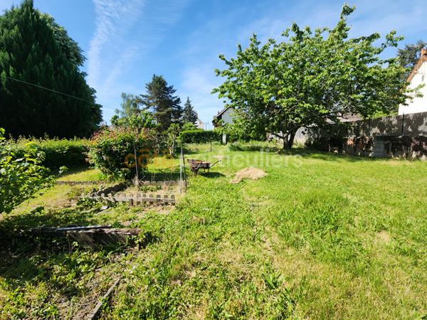 Vente
                Maison80 m² - 4 Pièces -
                    MONTCEAU LES MINES (71300)