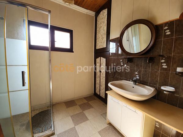 Vente
                Maison80 m² - 4 Pièces -
                    MONTCEAU LES MINES (71300)