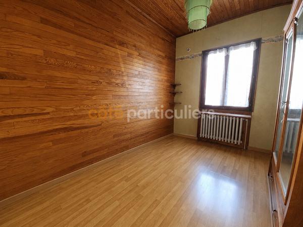 Vente
                Maison80 m² - 4 Pièces -
                    MONTCEAU LES MINES (71300)