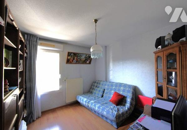 Appartement T3 avec terrasse de 30m² et garage