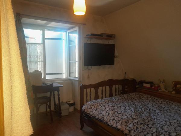 MAISON  RENOVE EN 2012 SUR TERRAIN PLAT