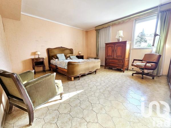 Maison traditionnelle 6 pièces de 202 m² à Cabestany (66330)