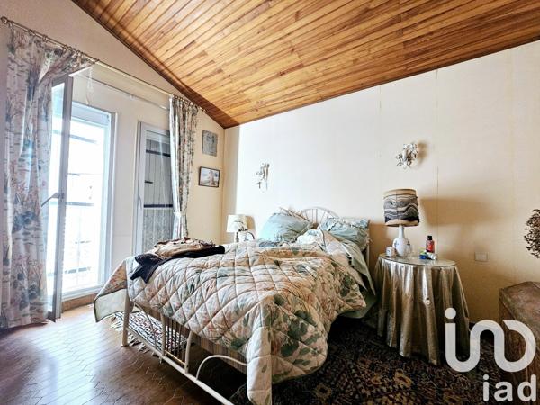 Maison traditionnelle 6 pièces de 202 m² à Cabestany (66330)