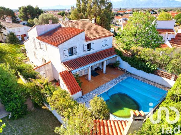 Maison traditionnelle 6 pièces de 202 m² à Cabestany (66330)