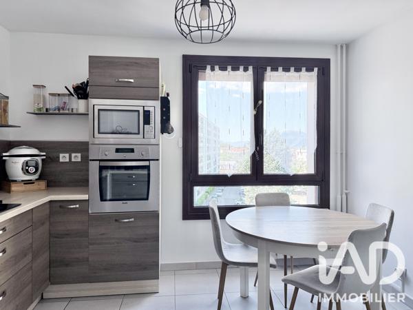 Appartement à vendre 4 pièces 81 m² Sassenage