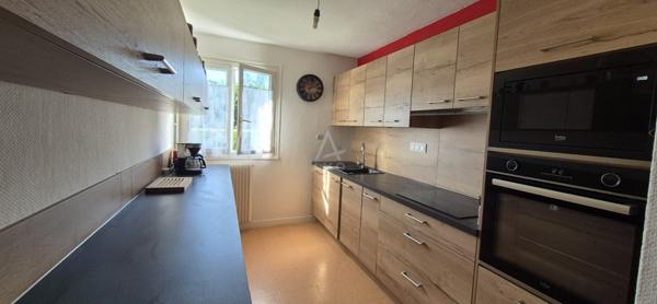 Appartement lumineux et fonctionnel en rez-de-chaussée
