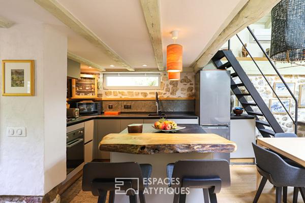 Maison en pierres et bois authentique au coeur du Pays Basque