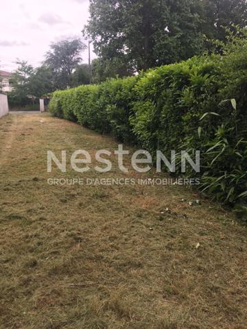 À vendre : PESSAC, secteur Alouette. Terrain à bâtir de 409 m², idéalement situé pour réaliser votre projet de construction. Opportunité rare dans un quartier recherché. Ne manquez pas cette chance !