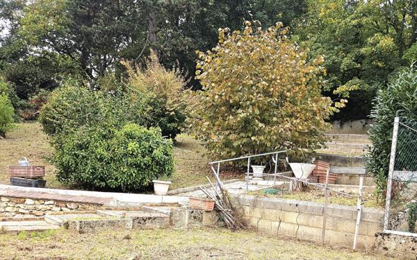 Maison à vendre    7 pièces •  La Ville-du-Bois