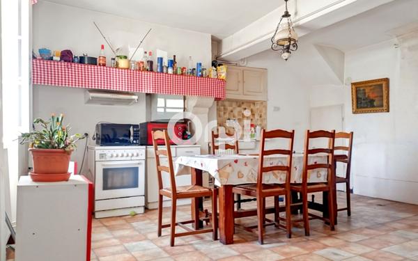 Maison à vendre    4 pièces •  Oloron-Sainte-Marie