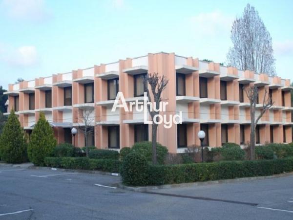 BUREAUX A LOUER 93 m² en R+1 - SOPHIA ANTIPOLIS