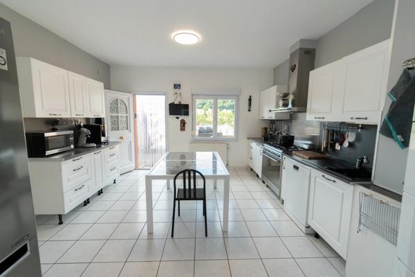 Maison à vendre 7 pièces (54)