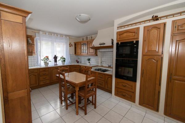 Maison à vendre 7 pièces (54)