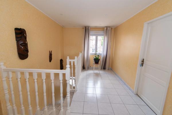 Maison à vendre 7 pièces (54)