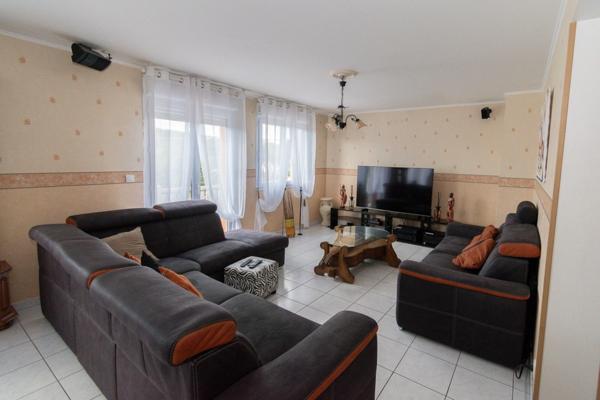 Maison à vendre 7 pièces (54)