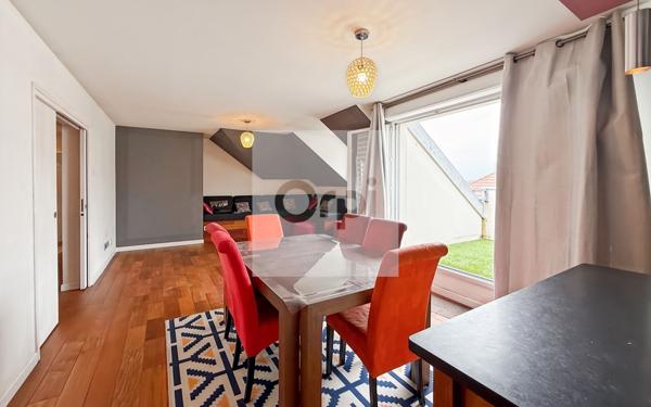 Appartement à vendre    5 pièces • 101,69 m2 Argenteuil