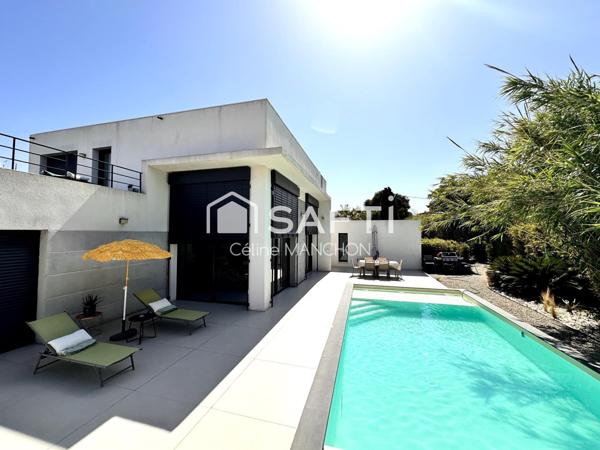 Villa californienne 6 pièces de 200 m2 habitables, terrasse, jardins, garage, piscine