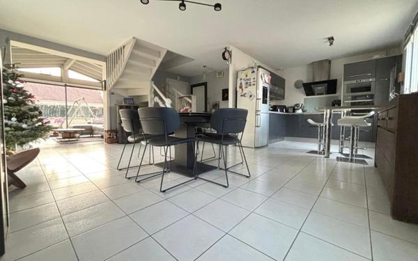 Maison à vendre    6 pièces • 125 m2 Tigery