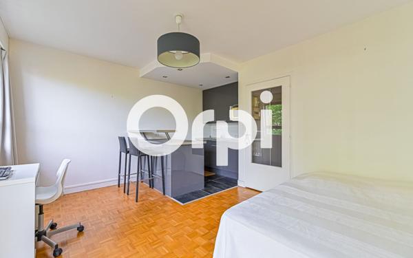 Appartement à vendre    1 pièce • 25 m2 Courbevoie