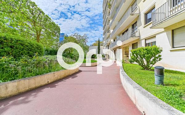 Appartement à vendre    1 pièce • 25 m2 Courbevoie