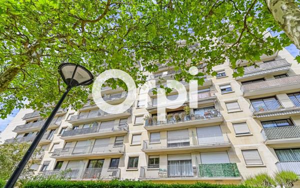 Appartement à vendre    1 pièce • 25 m2 Courbevoie