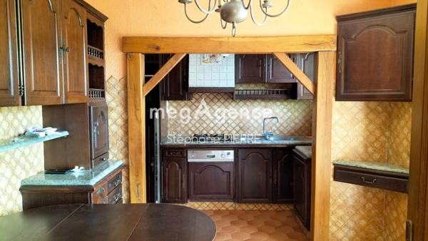 Maison à PREMILHAT, 03410 - 7 pièces 191m²