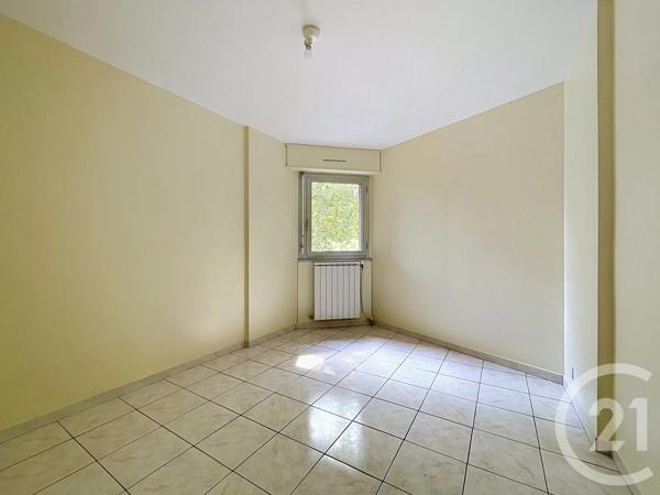 Appartement T3 à vendre  3 pièces - 53 m 2   BAGNOLS SUR CEZE  - 30