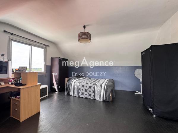 Maison à MAULEON, 79700 - 7 pièces 175m²