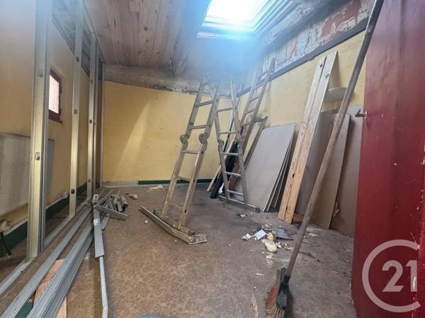 Maison à vendre  4 pièces - 91,90 m 2   LES PUJOLS  - 09