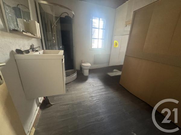Maison à vendre  4 pièces - 91,90 m 2   LES PUJOLS  - 09