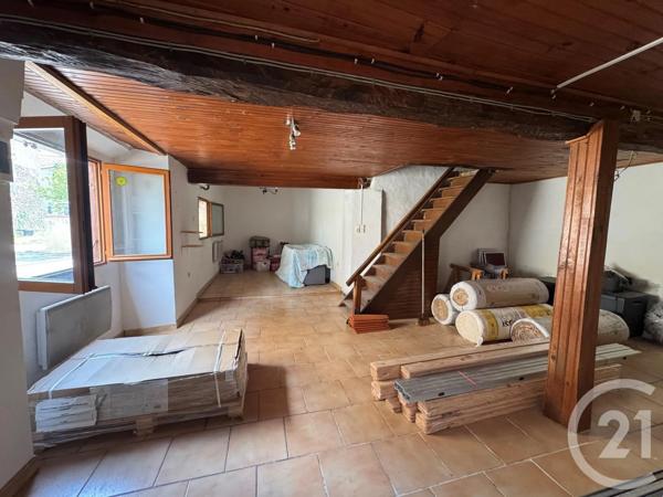 Maison à vendre  4 pièces - 91,90 m 2   LES PUJOLS  - 09