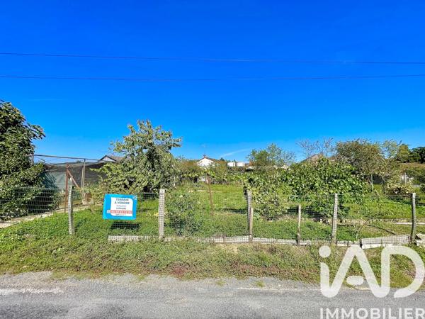 Terrain à vendre 892 m² Lathus-Saint-Rémy