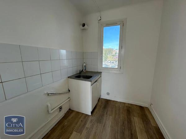 Appartement à louer 2 pièces 46.2m² Carpentras (84200)