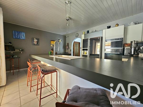 Maison à vendre 4 pièces 123 m² Le Cannet-des-Maures
