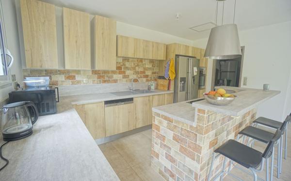 Maison à vendre    7 pièces • 192,94 m2 Mouans-Sartoux