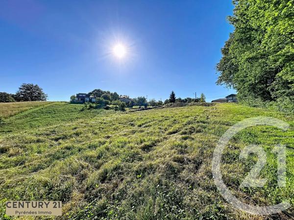 Terrain à vendre  3297 m 2   ST GAUDENS  - 31