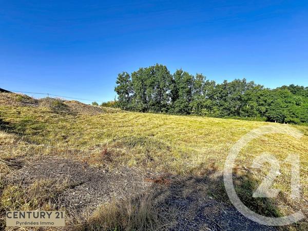 Terrain à vendre  3297 m 2   ST GAUDENS  - 31