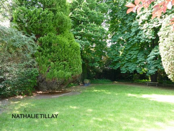 Orleans centre, a vendre, Hotel particulier de 465 m², parc paysagé et dépendances.