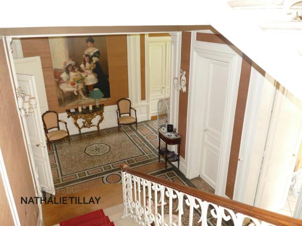 Orleans centre, a vendre, Hotel particulier de 465 m², parc paysagé et dépendances.