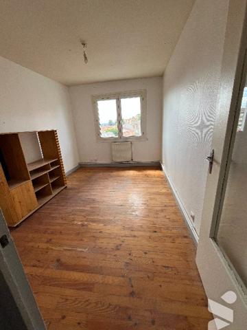 Cote chaude au calme, 1 Rue André Chenier, Immeuble de rapport 475 m² de 10 lots, caves +garage