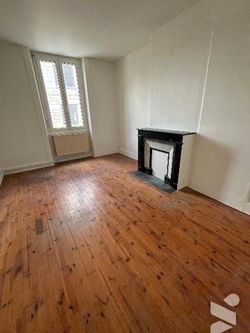 Cote chaude au calme, 1 Rue André Chenier, Immeuble de rapport 475 m² de 10 lots, caves +garage