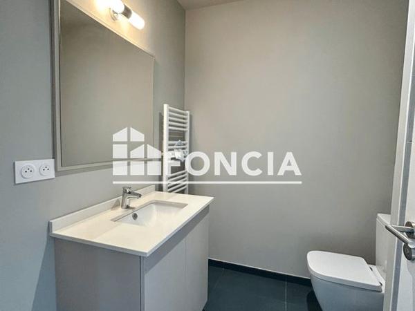 Location Studio 23.7 m² - 32 rue du maréchal de lattre de tassigny Blois 41000