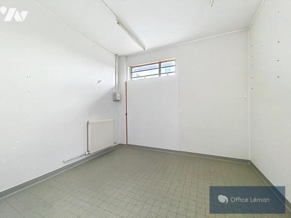 Saint-Genis-Pouilly Centre – Local commercial 64.54 m² avec forte visibilité – EN EXCLUSIVITÉ