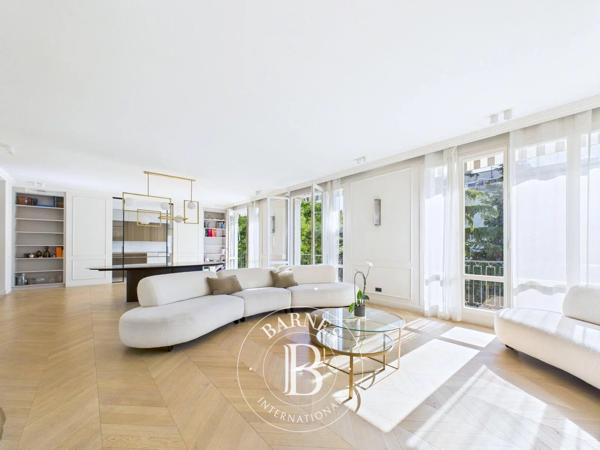 Neuilly-sur-Seine, Appartement 5 Chambres -  242 m² à vendre