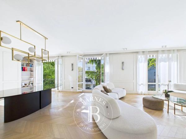 Neuilly-sur-Seine, Appartement 5 Chambres -  242 m² à vendre