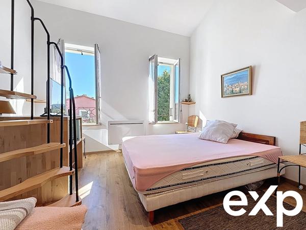 Ancien moulin rénové en bastide avec piscine